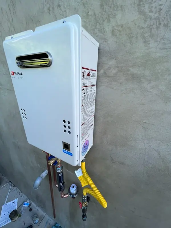Tankless water heater installation for Miami Lakes homes